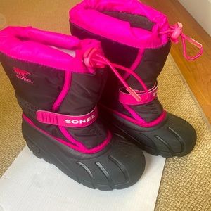 Hot pink and black Sorel kids snow boots, size 13
